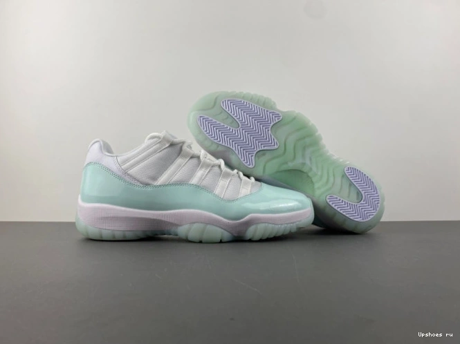 Air AH7860-103 “Igloo”  11  Jordan Low 0327